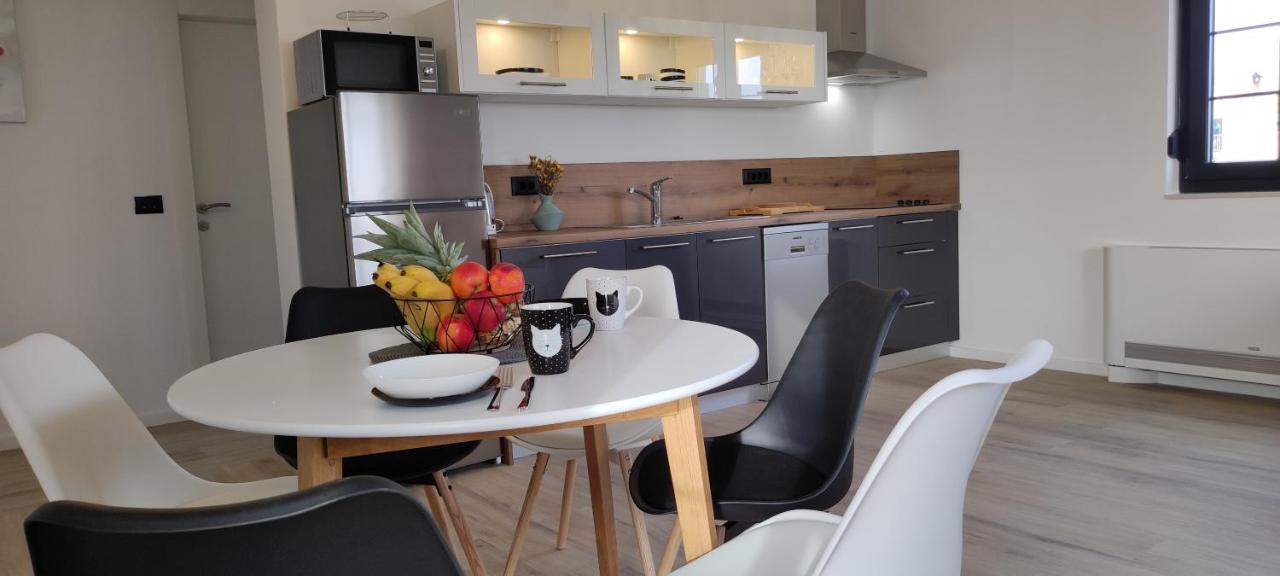 Appartments Akrapovic Vrsi Oda fotoğraf