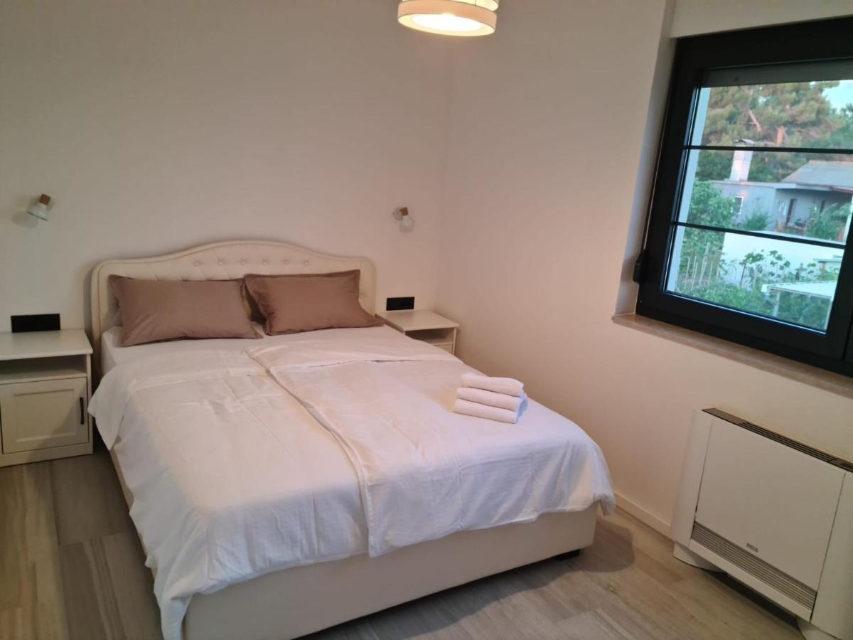 Appartments Akrapovic Vrsi Dış mekan fotoğraf