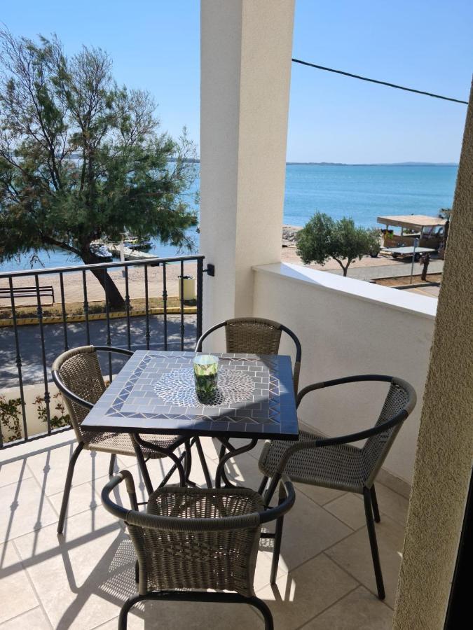 Appartments Akrapovic Vrsi Dış mekan fotoğraf
